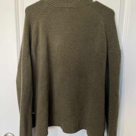 J. Crew Olive Women's Cardigan - Picture 9 of 12